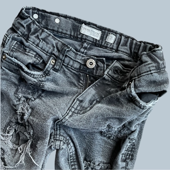 Evolution in Design distressed skinny jeans - Picture 3 of 4